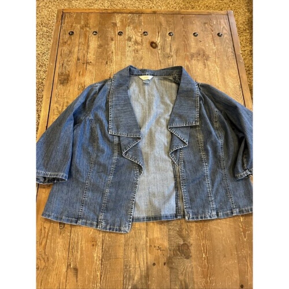 CJ Banks Waterfall Blue Jean Soft Denim Short Jacket Women’s Size 1X XL EUC